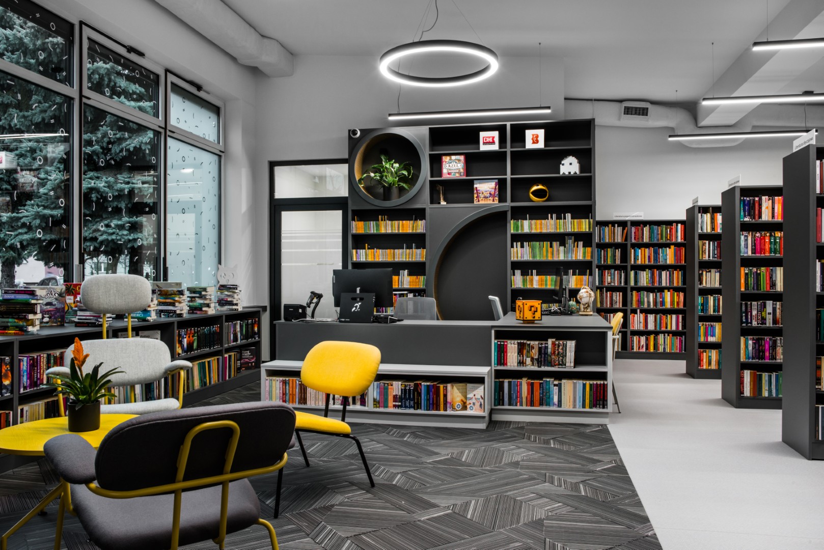 Wnętrze filii Redutowa