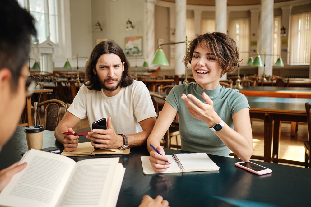 Spotkanie klubu dyskusyjno-krytycznego "Wokół Tekstu"